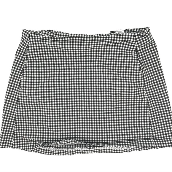 Urban Outfitters Dresses & Skirts - Urban Outfitters Gingham Plaid Mini Skirt Black